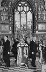 Kung George V liggande i staten, Church of St Mary Magdalene, Sandringham, Norfolk, januari 1936