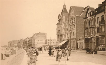 La Digue, Promenade, c1900.