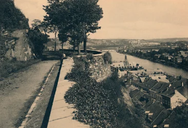 Maas sett från citadellet, c1900