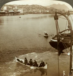 Landning från en ångbåt i det arktiska landet, Svolvaer, Lofotenöarna, N. Norge, c1905.