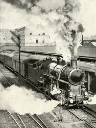 Lämnar Budapest. Ett snabbtåg avgår från Centralstationen, 1935-36.