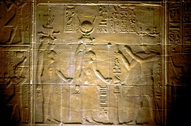Kalkstensrelief vid Philae-templet, forntida egyptiska