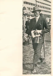 Lord Westmorland hävdar: En cocktail utan Booths är en cocktail under ett handcap, cirka 1935 1935