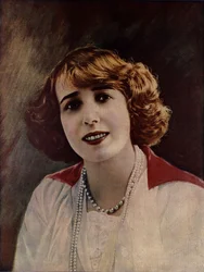 Mademoiselle Mistinguett, 1913.