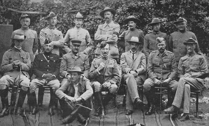 Generalmajor Baden-Powell och de främsta männen som hjälpte honom att försvara Mafeking, 1900.