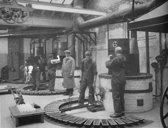 Tillverkning av Fryotype-tryck av metall i London Foundry, 1919