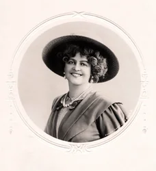 Marie Studholme 1875-1930, engelsk skådespelerska, 1909