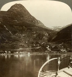 Marok och jättehöjderna bakom, S.S.E. från Geirangerfjord, Norge, c1905.