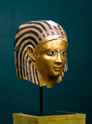 Mask av en forntida egyptisk mumie, 1:a århundradet f.Kr