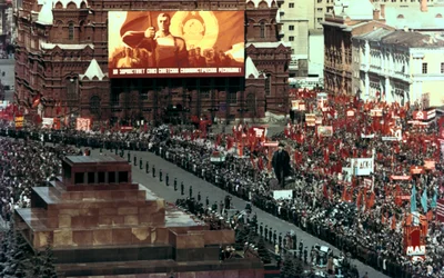 Första maj-paraden, Röda torget, Moskva, 1972