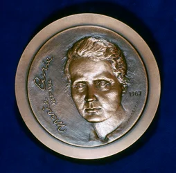 Medalj till minne av Marie Sklodowska Curie, polskfödd fransk fysiker, 1967
