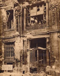 Medlemmar av Peoples Marine Division på balkongen i City Palace, december 1918, 1918, 193