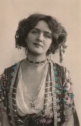 Miss Lily Elsie, 1886-1962, The Merry Widow., c1930.