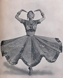 Fröken Ruth St. Denis i sin märkliga ostindiska dans på Aldwych Theatre, 1906