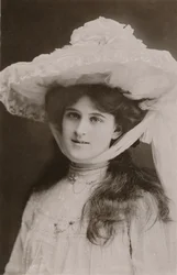 Miss Zena Dare, 1887-1975, c1930.