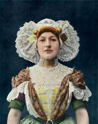 Miss Marie Marcilly - Från Theatre National De LOeéon - Roll av Francisca. - Den frånvarande, 1904.