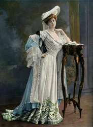 Mlle Paule Andral - Du Theatre Du Vaudeville - Rollen som Roseline Denis. - L