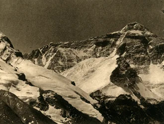 Mount Everest från baslägret, c1918-c1939.