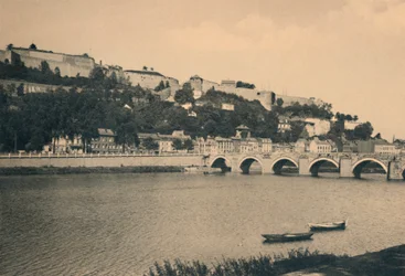 Namurs citadell och Pont de Jambes, c1900