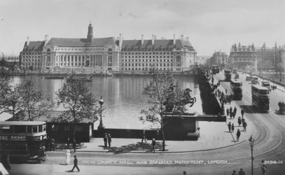 New County Hall och Boadicea-monumentet, London, c1925
