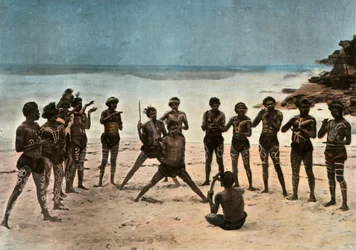Nya Guinea. Dance of the Barioles Papuans, Papua Nya Guinea. Papuansk stamdans, 1900.