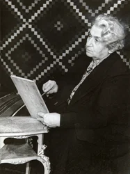 Olga Forsh, rysk författare, mitten av 1900-talet