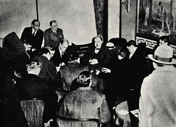 Ombord på Europa, 1931, 1945.
