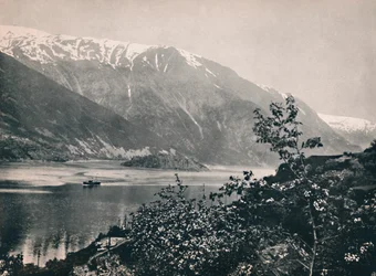 På Hardangerfjorden, 1914.