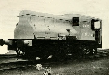 En av de två väktarväxlingsmotorerna som växlar från Colliery Sidings vid Radstock, c1930.