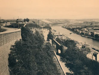 Panorama över Meuse sett från Route Merveilleuse, c1900