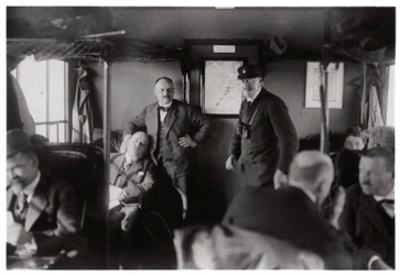 Passagerarutrymmet i en Zeppelin, Bodensjön, Tyskland, c1909-1933 1933