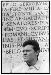 Porträtt av målaren Franco Angeli. Början av 1960-talet.