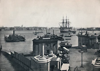 Portsmouth - Översikt över hamnen, visar Nelsons slagskepp, The Victory., 1895