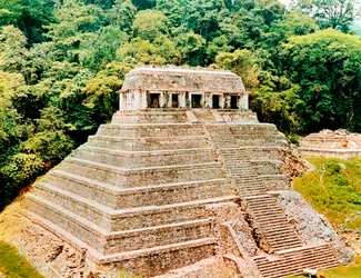 Pyramid and Temple-of-the-Inscriptions, Palenque, Mexiko, 700-talet