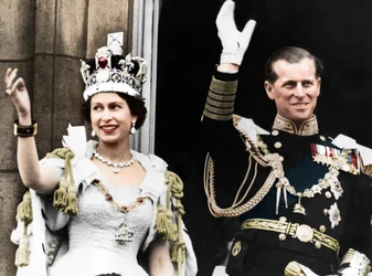 Drottning Elizabeth II och hertigen av Edinburgh på kröningsdagen, Buckingham Palace, 1953