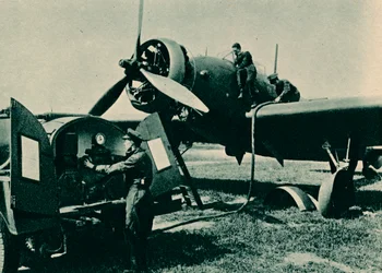 Tankning av en Wellesley bombplan, 1940
