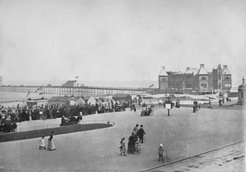 Rhyl - Esplanaden, 1895