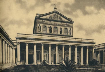 Roma - Huvudfasaden av Basilica of St. Paul utan väggarna, 1910.