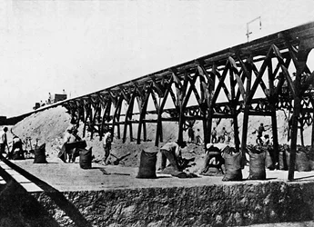 Plundrande nitrat, 1911