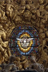 Saint Maximin basilikan. Den heliga anden. Frankrike