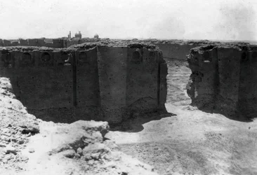Samarra stad från Malwiya-tornet, Mesopotamien, 1918