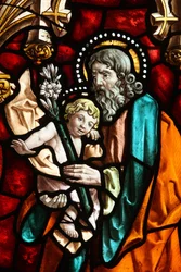 San Jeronimos kyrka. Färgatglas. Josef och Jesus., Madrid, Spanien