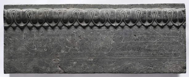 Sektion av en kistplattform: Horisontell panel, 550-577.