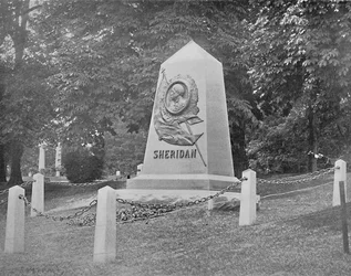 Sheridans grav, Nationalkyrkogården, Washington, D.C., omkring 1897.