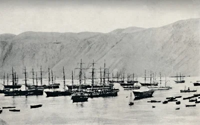 Fartyg som väntar på laster av nitrat vid Iquique, 1911