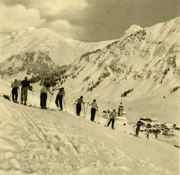 Skidlektion, Arlberg, Österrike, c1935.