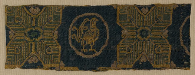 Stjärna och korsmönster från ett gravomslag, 800-900-tal.