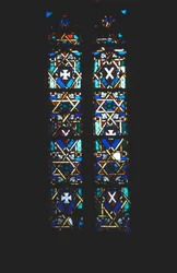 Davidsstjärna i kyrkfönstret i målat glas, Barcelona, Spanien