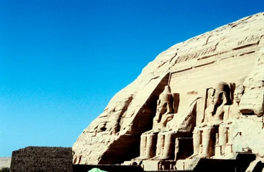 Statyer av Ramses II, från Abu Simbel, Egypten, tidigt 1200-tal f.Kr