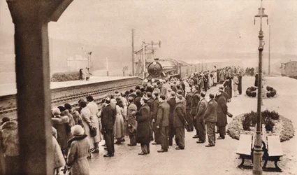 Sympatiskt intresse för Royal Funeral Train på Welwyn Station, 1936